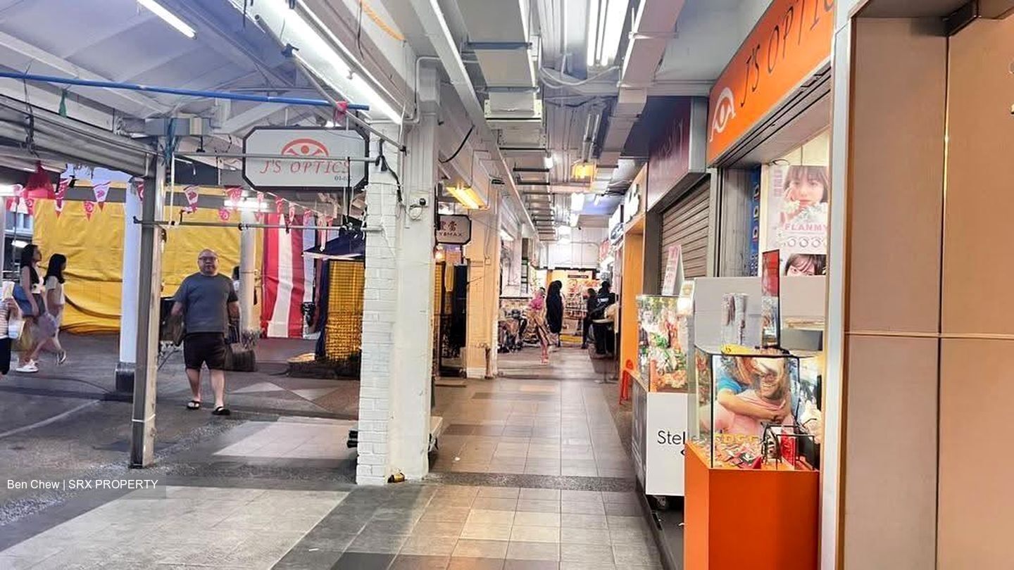 Jurong West Avenue 1 (D22), Shop House #630594161